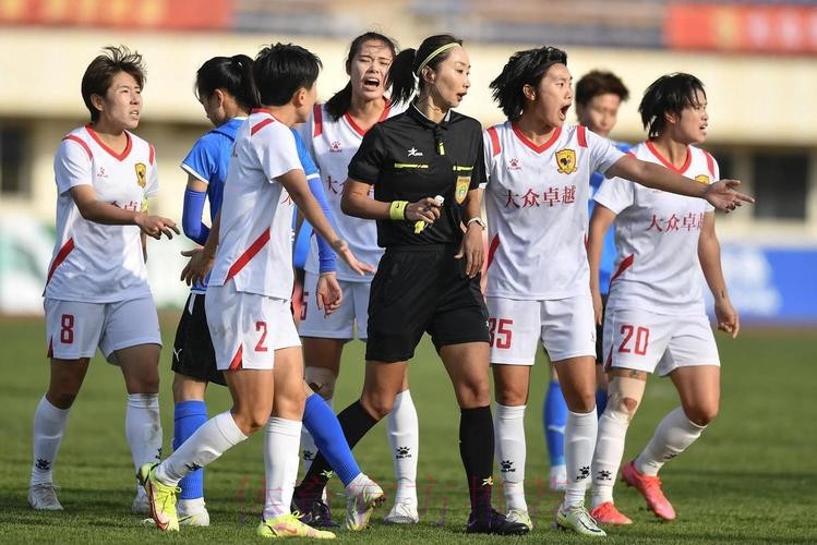 2018赛季女超联赛第十轮:长春女足战胜河北女足 刘靖担任队长拼劲十足 2018赛季女超联赛第十轮:长春女足战胜河北女足 刘靖担任队长拼劲十足